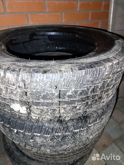 Viatti Vettore Brina V-525 215/65 R16 104R