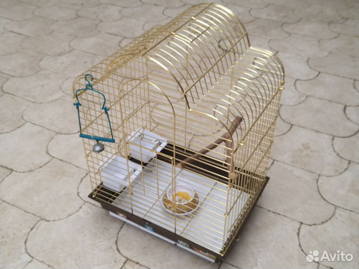 Большая клетка для птиц