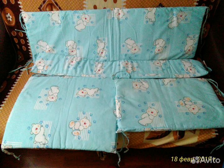 Бортики на кроватку