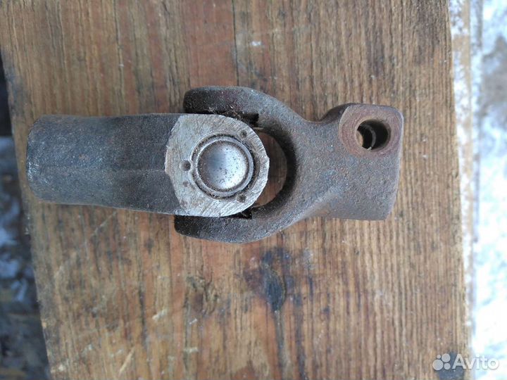 Рулевой кардан