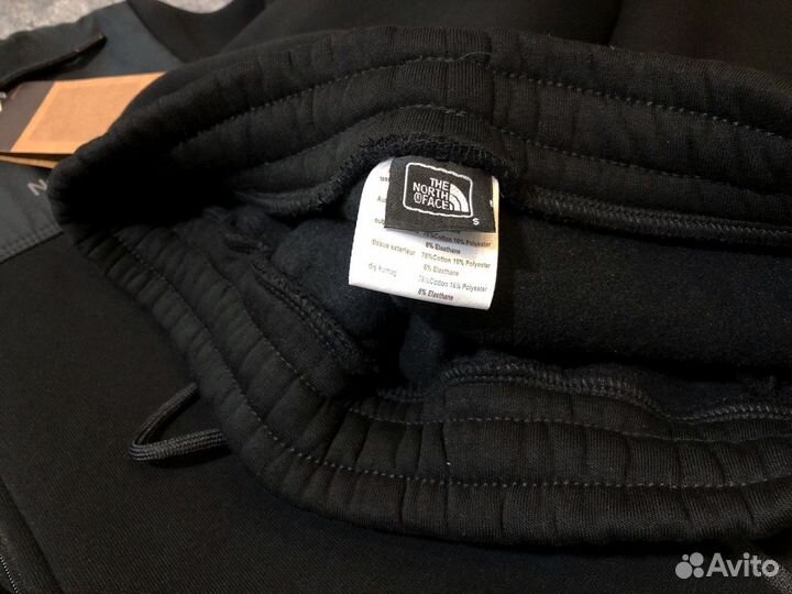 Спортивный костюм The North Face чёрный мужской