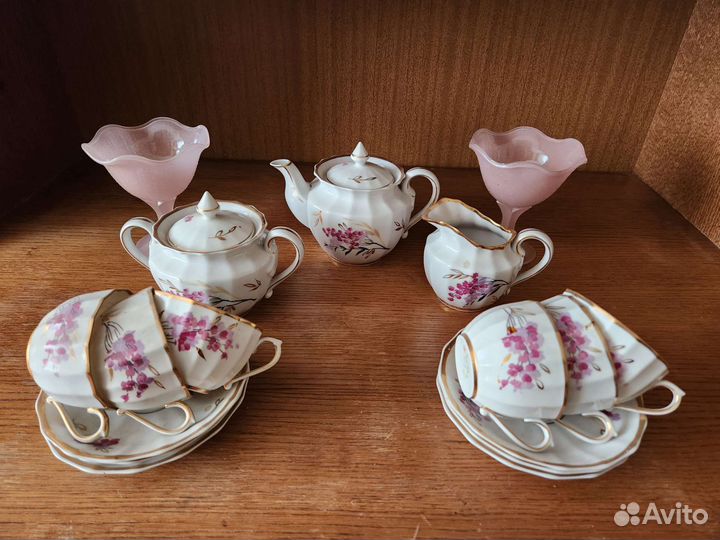 Сервиз чайный из костяного фарфора на 6 персон