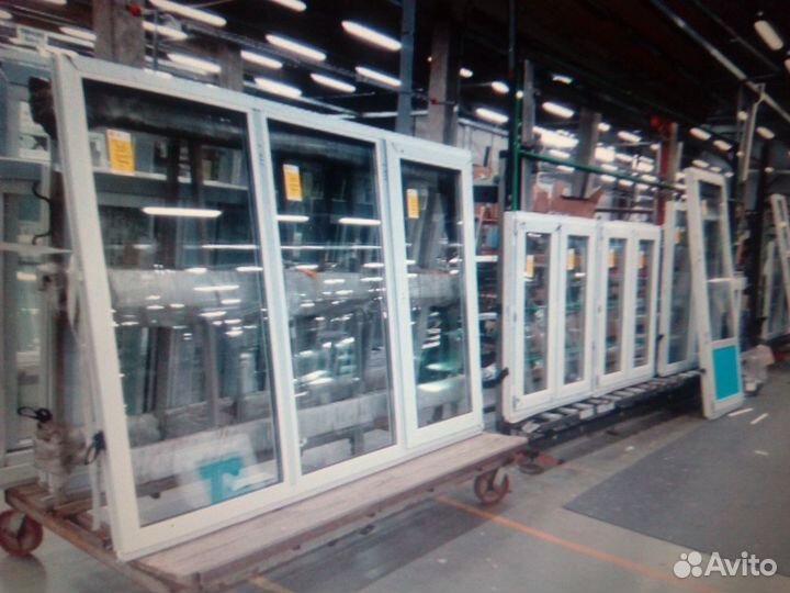Окна пластиковые ламинированные и белые