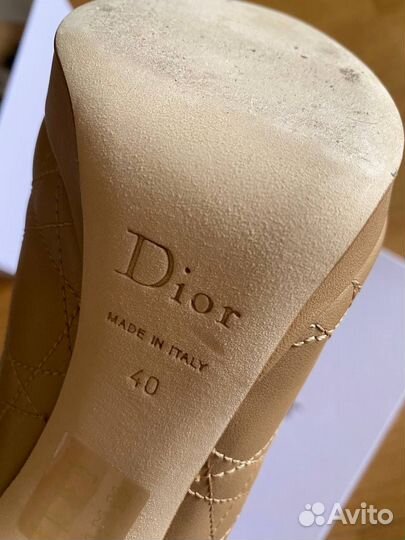 Туфли christian dior бежевые на шпильке размер 40