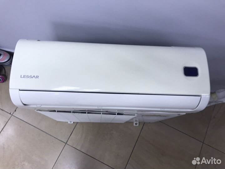 С255) Сплит-система Lessar H09KFE2