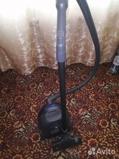 Пылесос LG Turbo 1400watt