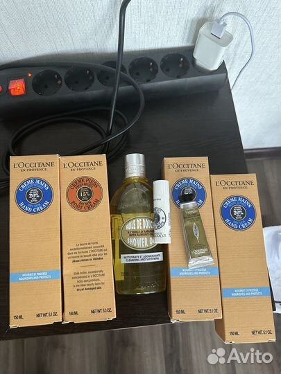 Loccitane миндальное масло для душа