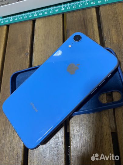 iPhone Xr, 64 ГБ