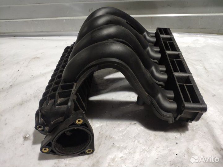 Впускной коллектор Mercedes W211 E-Class седан