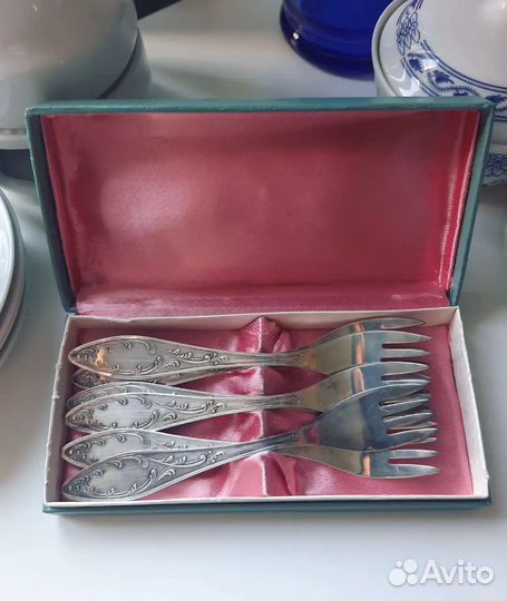 Новые мельхиоровые вилки для рыбы Кольчугино СССР