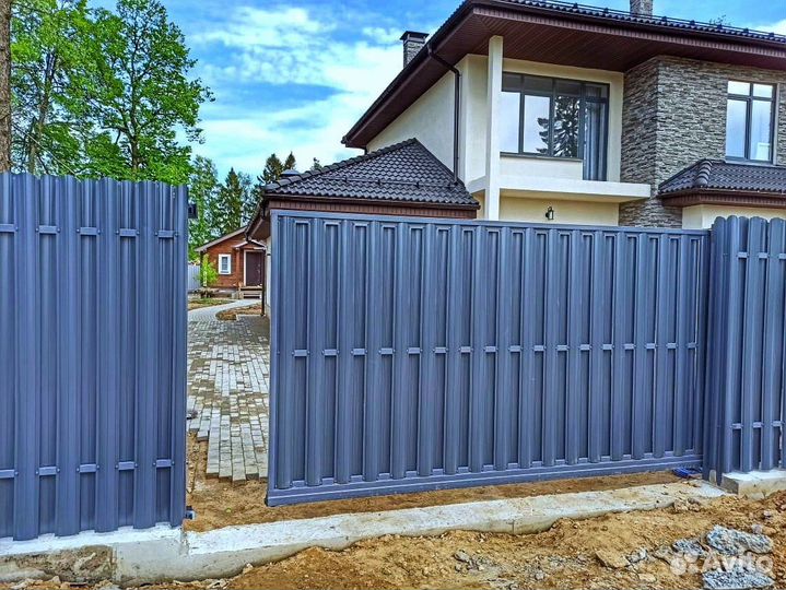 Установка забора из профнастила штакетника сетки