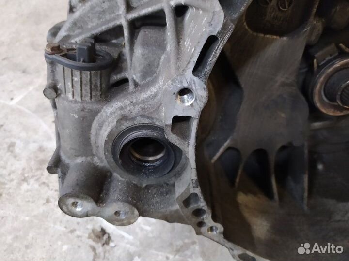 Б/У кпп механическая (МКПП) 6-ступенчатая Из