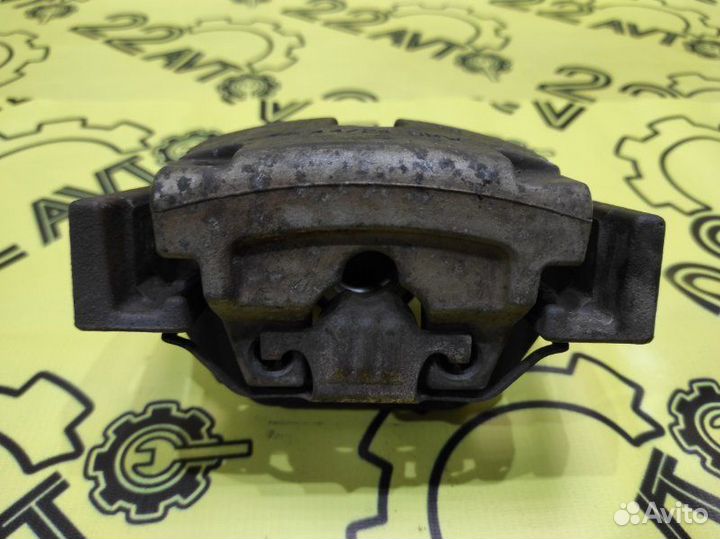 Суппорт задний левый Bmw X5 E70 / FE82 N62B48B