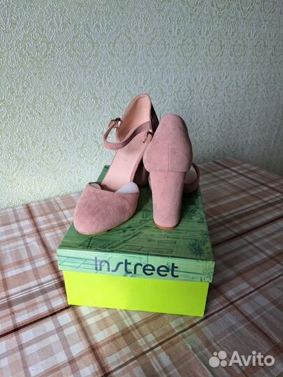 Обувь женская Reserved-Liici-vilmar-Rafaello