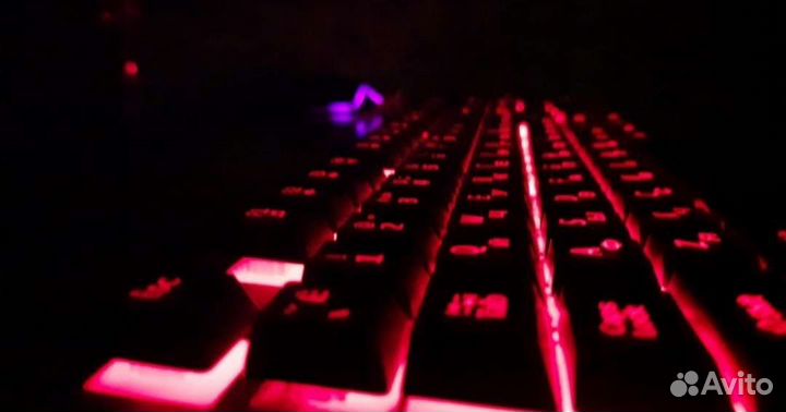 Игровая клавиатура с подсветкой