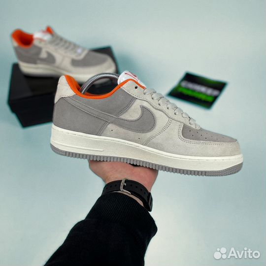 Nike Air Force 1