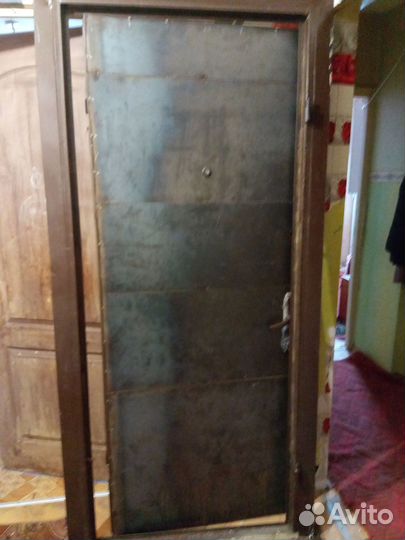 Дверь входная металлическая