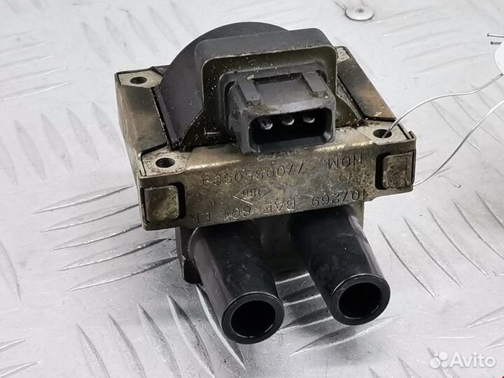 Катушка зажигания Renault Scenic 1997 7700872265