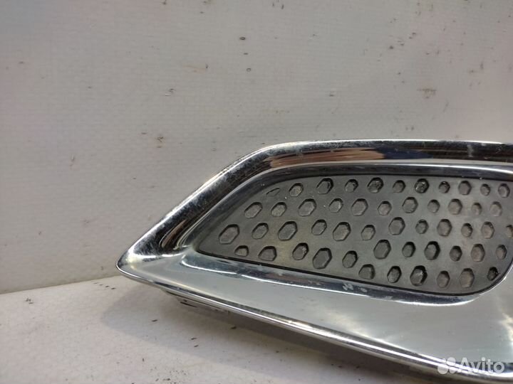 Накладка бампера передняя левая Mitsubishi