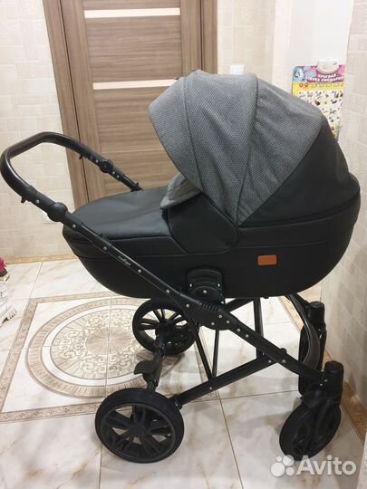 Коляска 2 в 1 indigo MIO