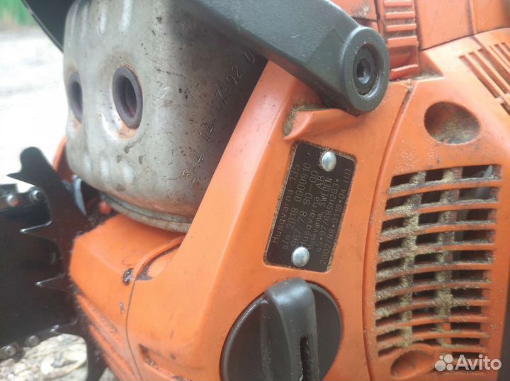 Бензопила хускварна 135 (Husqvarna135)