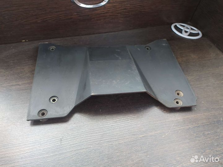 Декоративная крышка двигателя Suzuki Grand Vitara