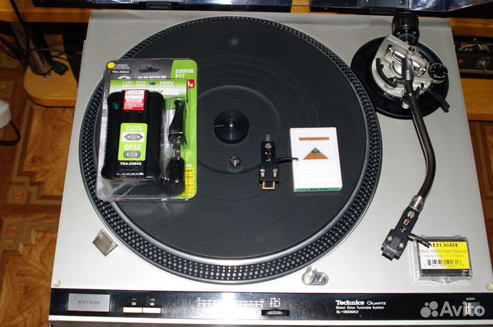 Проигрыватель винила Technics SL-1800 MK2 Комплект