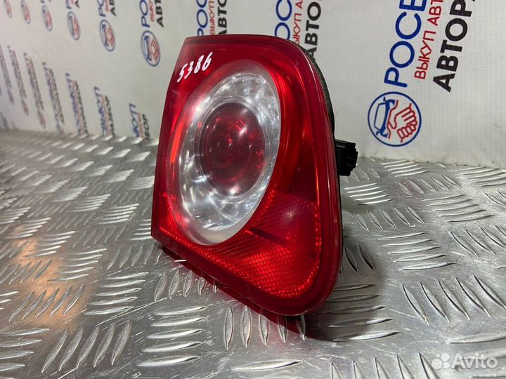 Фонарь левый Volkswagen Passat B6