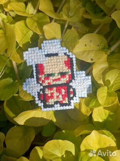 Аниме значки. Ручная работа