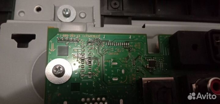 Телевизор Sony KDL - 42W817B. Разбор