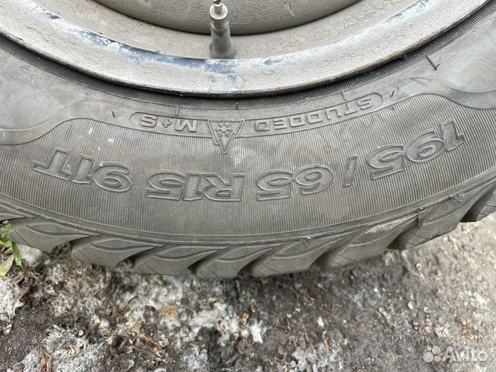 Sava Eskimo Stud 195/65 R15 71