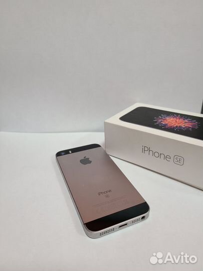 Apple iPhone SE 32Gb Black