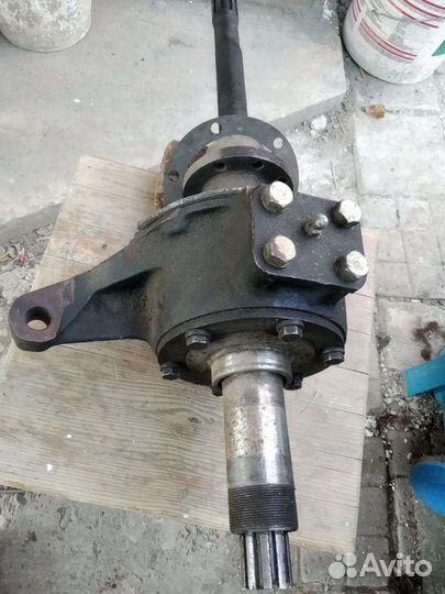 Поворотный кулак правый УАЗ