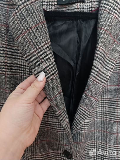 Пальто женское stradivarius L