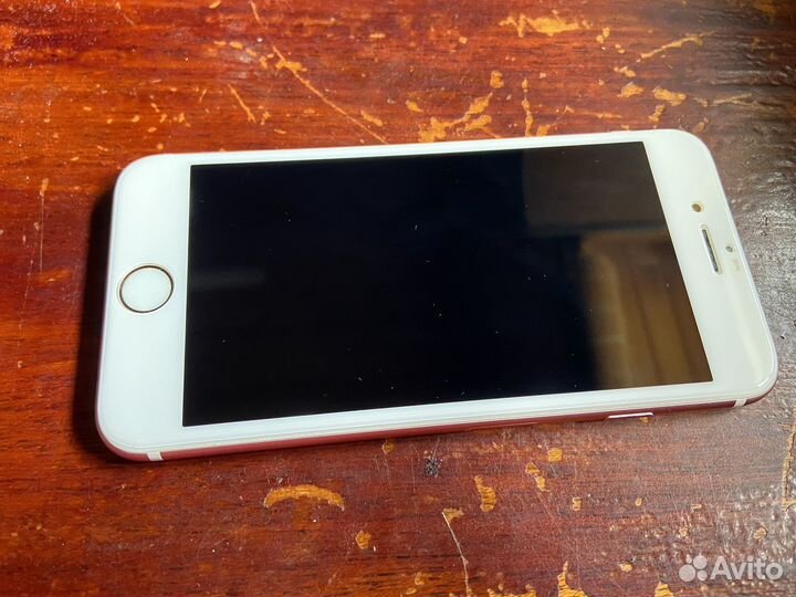 Телефон iPhone 6s