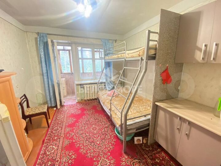 Комната 13 м² в 7-к., 3/5 эт.