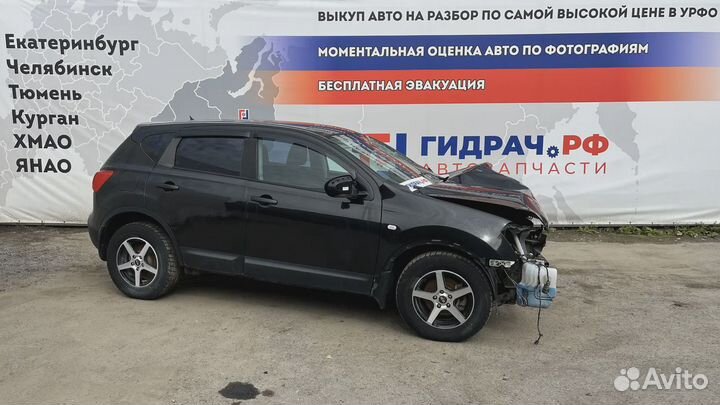 Датчик положения коленвала Nissan Qashqai (J10) 23