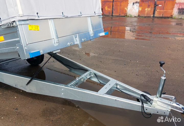 Прицеп 3.7х1.5х1.7 R13 с тентом 
