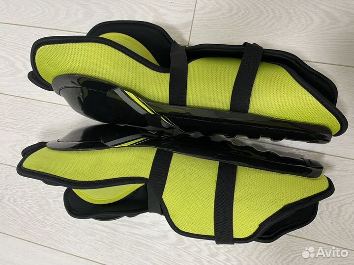 Щитки, налокотники хоккейные взрослые