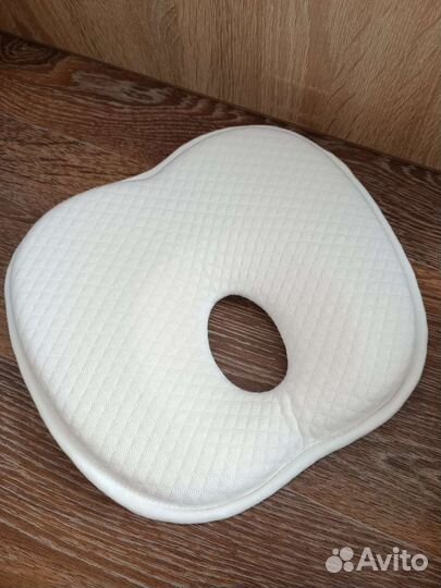 Ортопедическая подушка для новорожденных