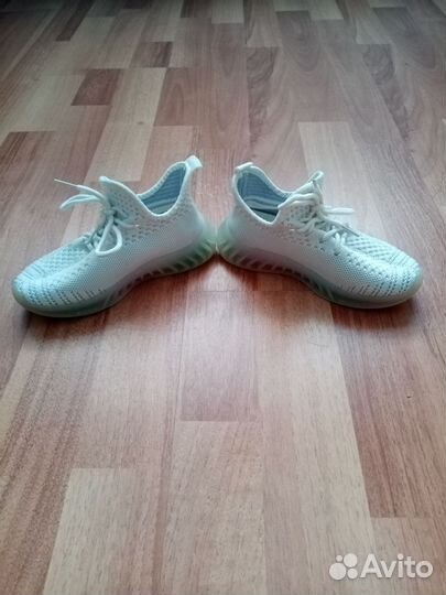 Кроссовки детские