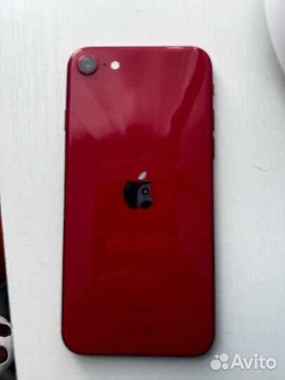 iPhone SE (2020), 64 ГБ