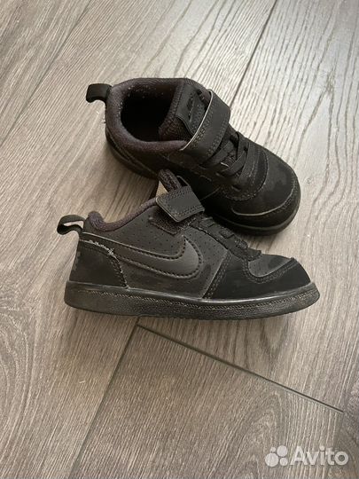 Кроссовки nike детские