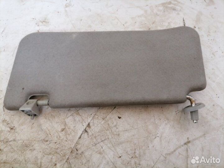 Козырек солнцезащитный правый Kia Sportage grand