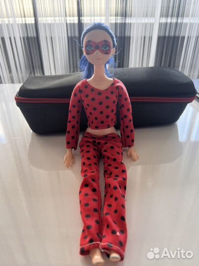 Кукла леди баг