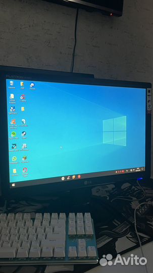 Монитор LG flatron W1942T