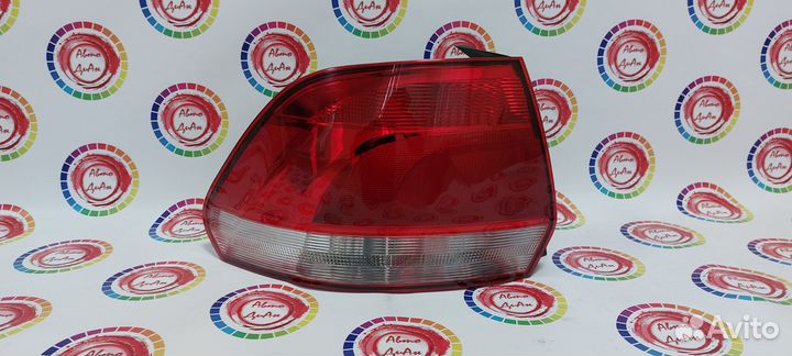 Фонарь задний volkswagen polo 2011- седан