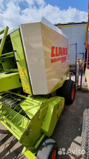Пресс-подборщик Claas Rollant 250, 2000