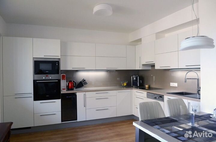 Кухня белая в рассрочку