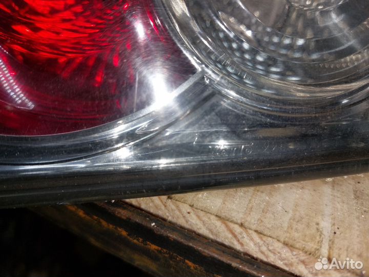 Задняя правая фара mazda 6gg седан рестайлинг